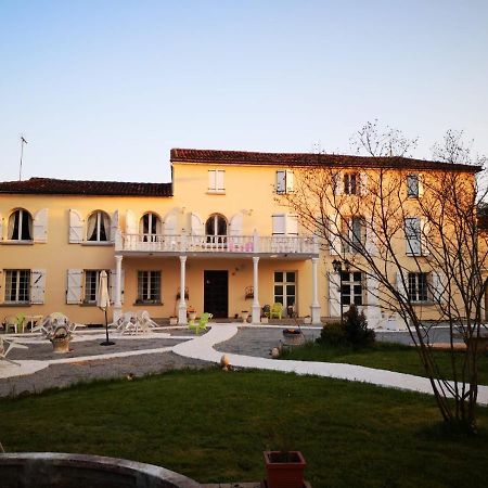 Le Clos Des Cedres B&B La Rochefoucauld Exterior foto